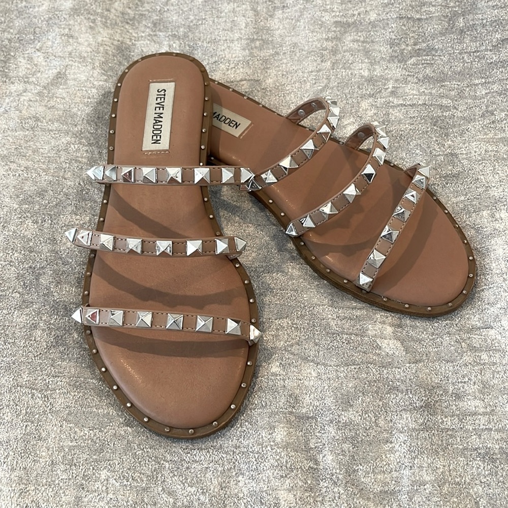 STEVE MADDEN SANDALS